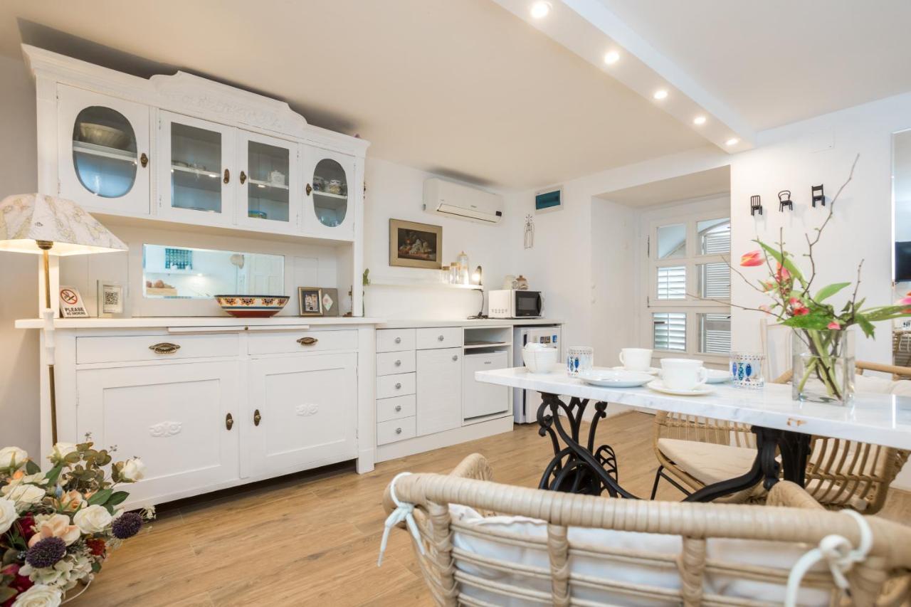 Charming Studio Apartment At House Rustica With Terrace And Nearby Parking Punat Εξωτερικό φωτογραφία