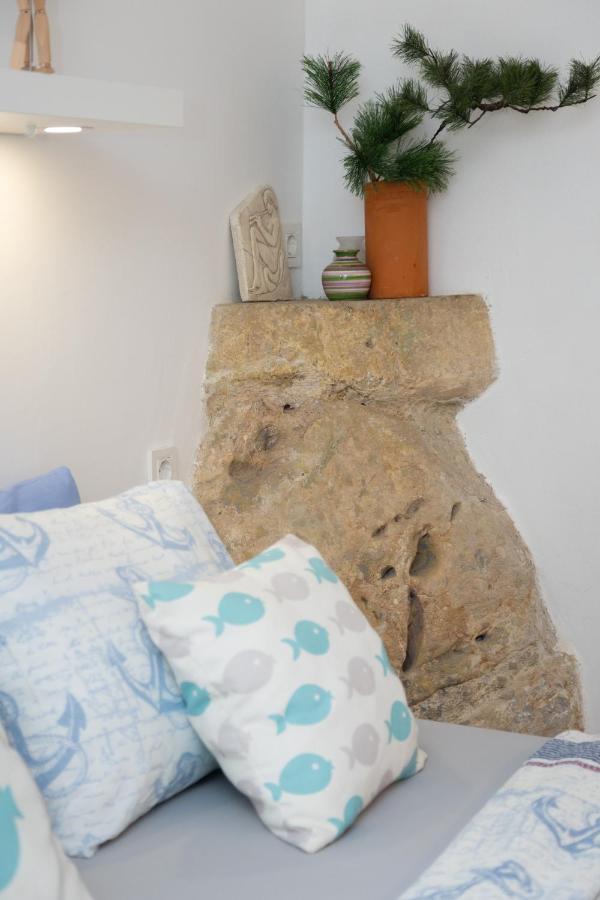 Charming Studio Apartment At House Rustica With Terrace And Nearby Parking Punat Εξωτερικό φωτογραφία