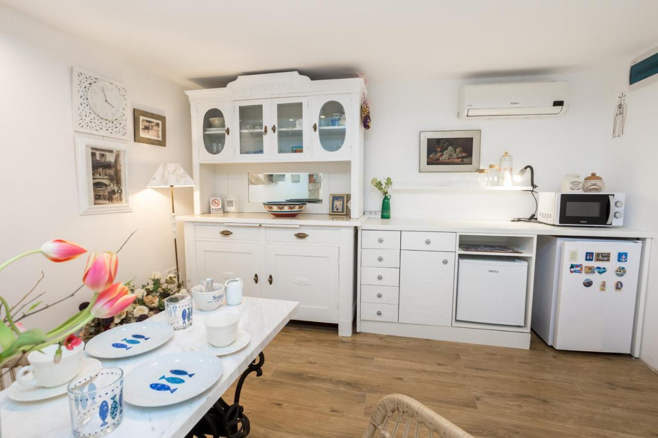 Charming Studio Apartment At House Rustica With Terrace And Nearby Parking Punat Εξωτερικό φωτογραφία