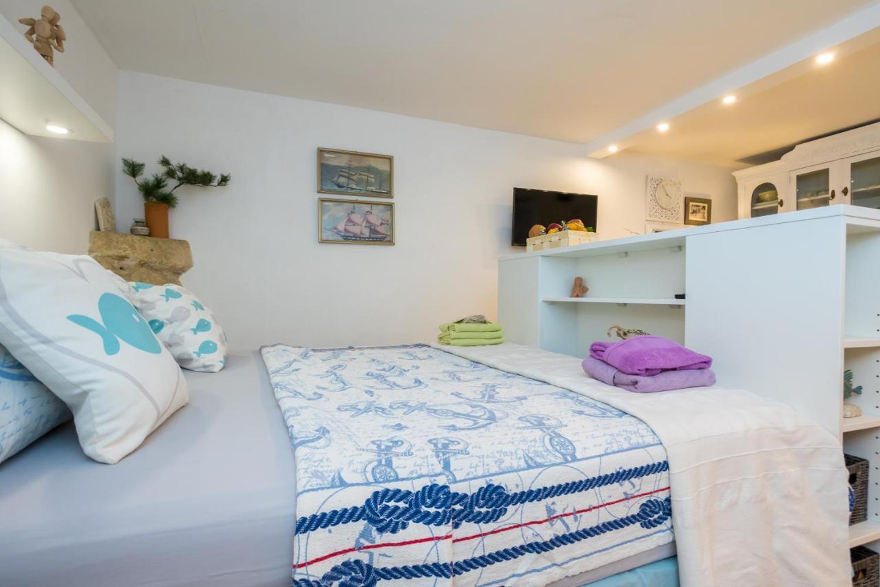 Charming Studio Apartment At House Rustica With Terrace And Nearby Parking Punat Εξωτερικό φωτογραφία