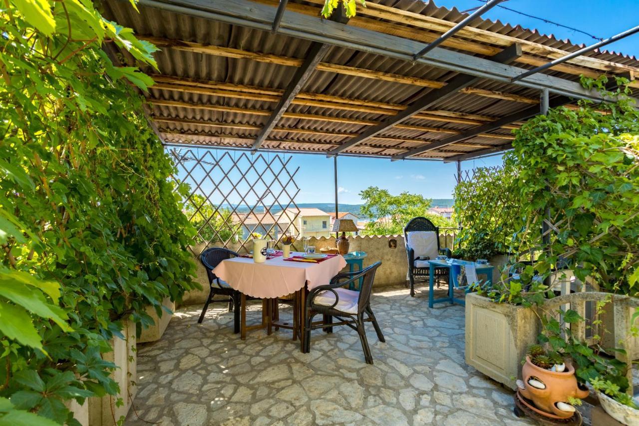 Charming Studio Apartment At House Rustica With Terrace And Nearby Parking Punat Εξωτερικό φωτογραφία